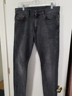Diesel Jeans Gray Skinny Stretch 31W x 30L Broken In Ready To Wear